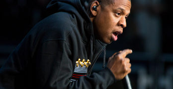 Jay-z Dedicates Song to Colin Kaepernick & Dick Gregory at NYC Concert
